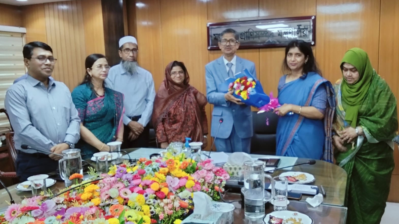 মৎস্য ও প্রাণিসম্পদ মন্ত্রণালয়ের নতুন সচিবের যোগদান